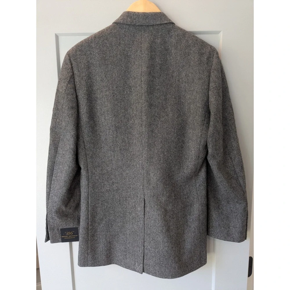 NWT Brooks Brothers 346 Fitzgerald Fit Grey Herringbone Wool Sport Coat 39R
